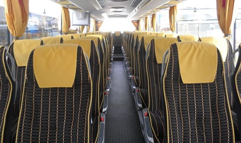 Poland: Coaches reservation in Ł&oacute;dź in Ł&oacute;dź and Pabianice